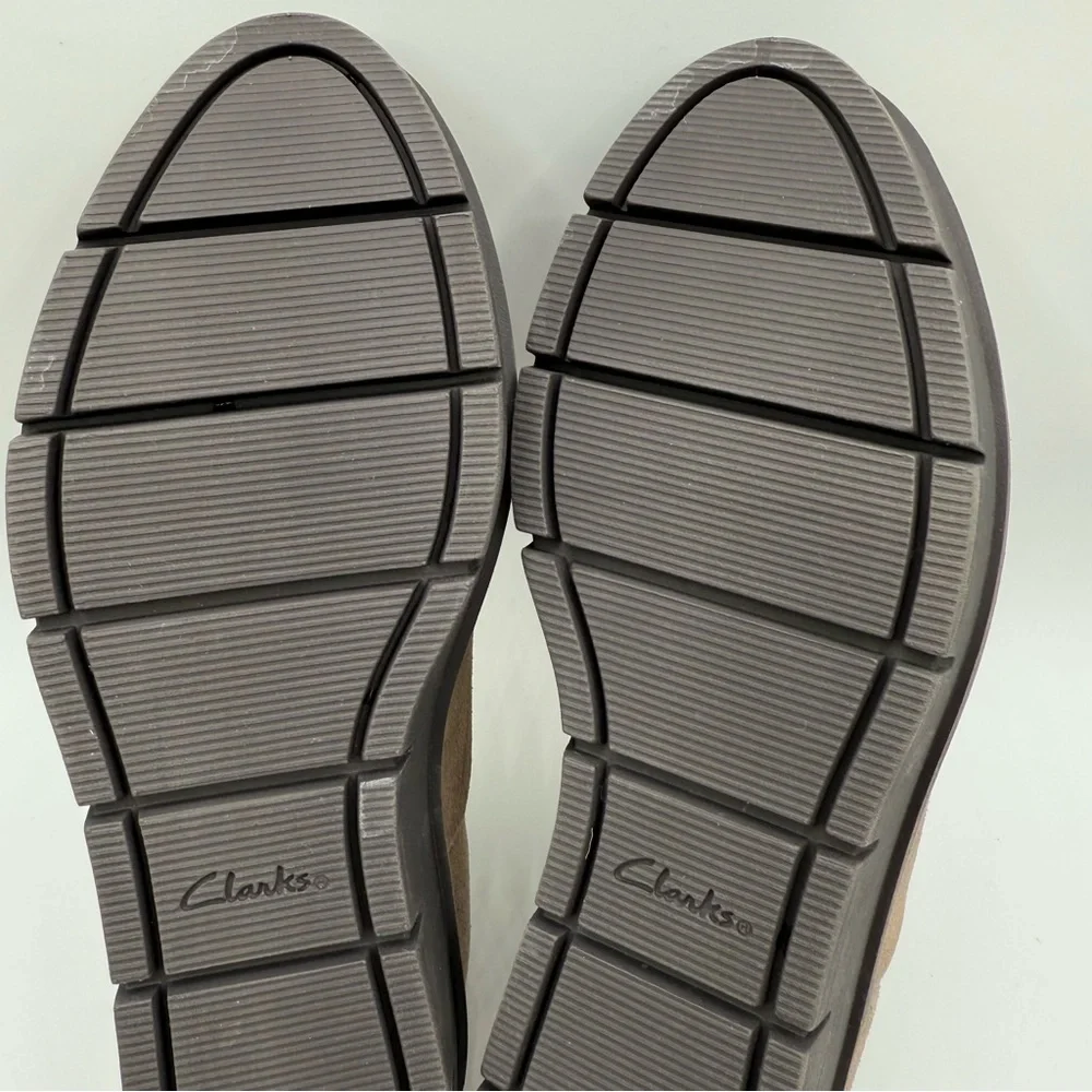 Clarks Airabell Sky Suede Slip On Loafers Pebble Taupe 9W Wide